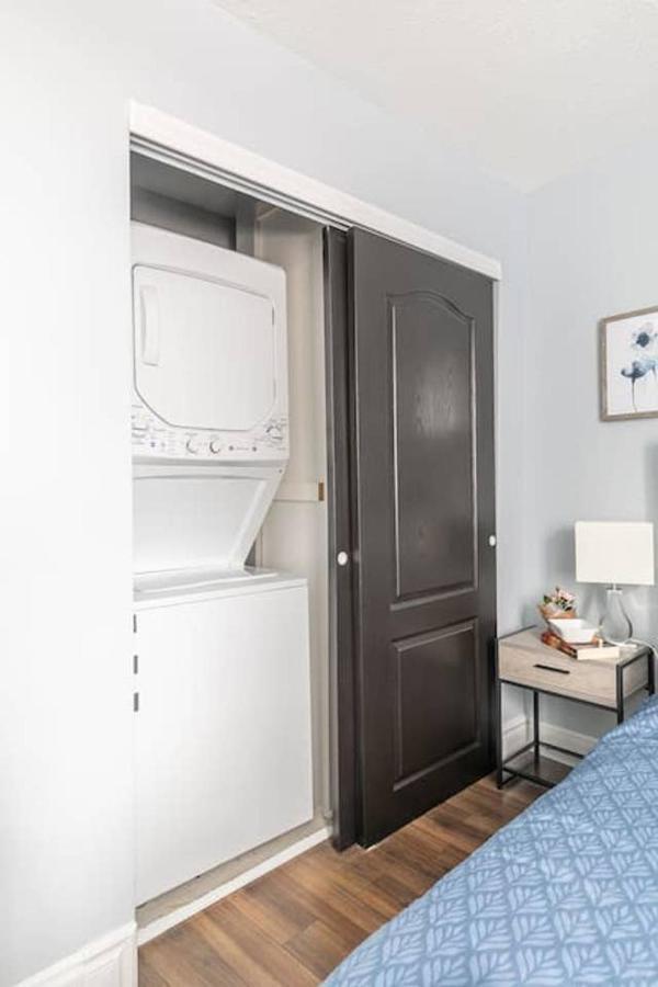Newly Renovated - Modern 1Br With Rooftop Terrace! Apartamento Otawa Exterior foto